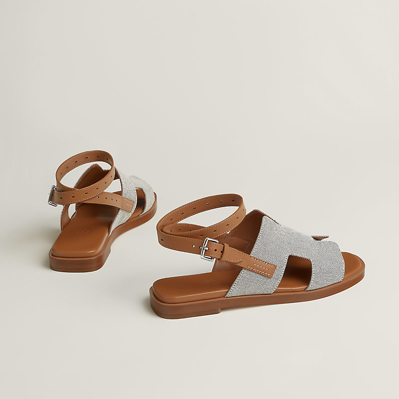 サンダル 《マヤ》 | Hermès - エルメス-公式サイト サンダル 《マヤ》 | Hermès - エルメス-公式サイト